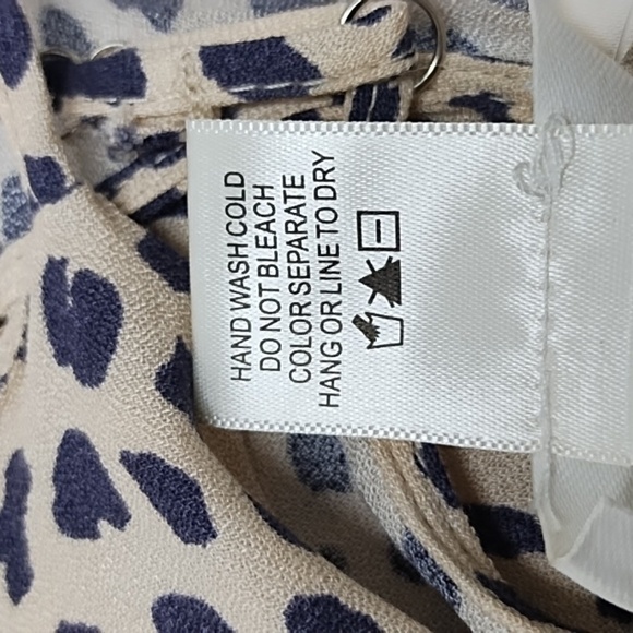 Urban Romantics 100% rayon adjustable straps animal print top Size: XS - Picture 6 of 6